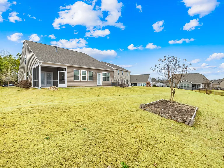2207 Restina Dr — Photo 30