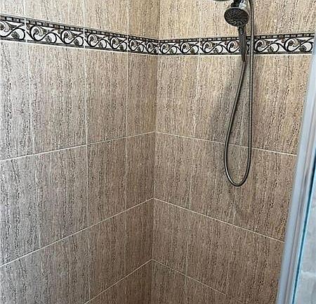 5th image of 6740 Brookhurst Cir
