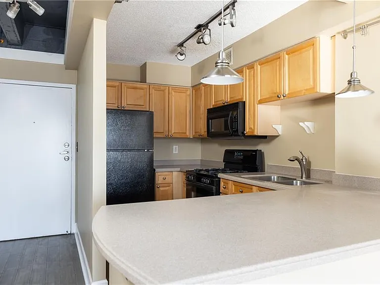2479 Peachtree Rd NE #1010 — Photo 5
