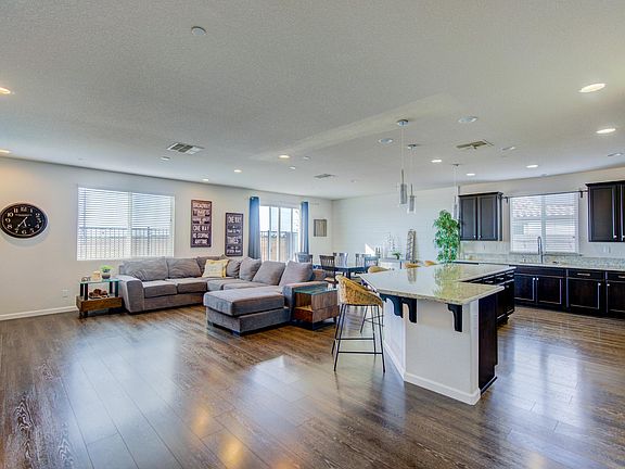 5th image of 5214 Crystal Cove Dr