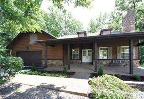 House Front Right VIew