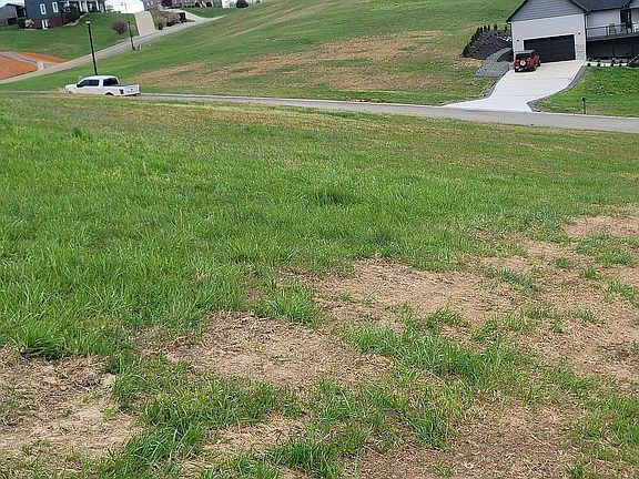 4th image of 4145 Lake Meadow Ln