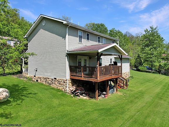 5th image of 13 Devin Ln