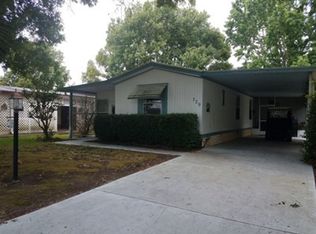 729 Royal Palm Ave #2024, Lady Lake, FL 32159