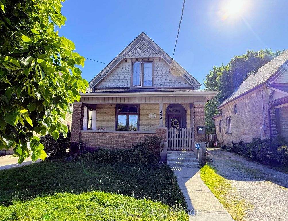 494 English St, London, ON