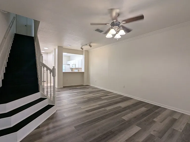 4833 NW 46th Pl #106 — Photo 14