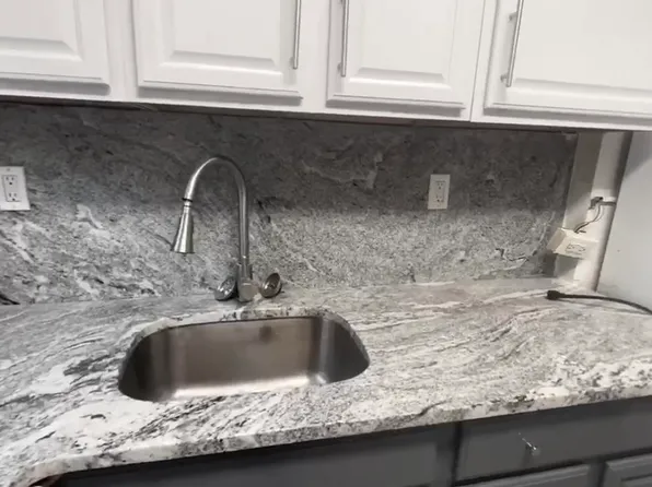 12 College Street image 8 of 21