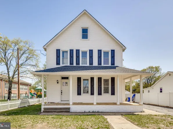 20 Pleasant St, Southampton, NJ 08088