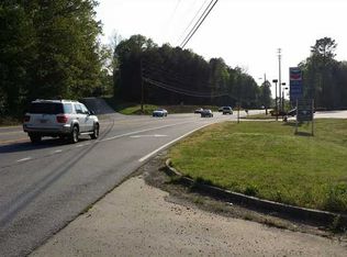 8635 Waldrip Cir, Gainesville, GA 30506