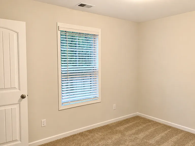 423 Kingsley View Rd — Photo 17
