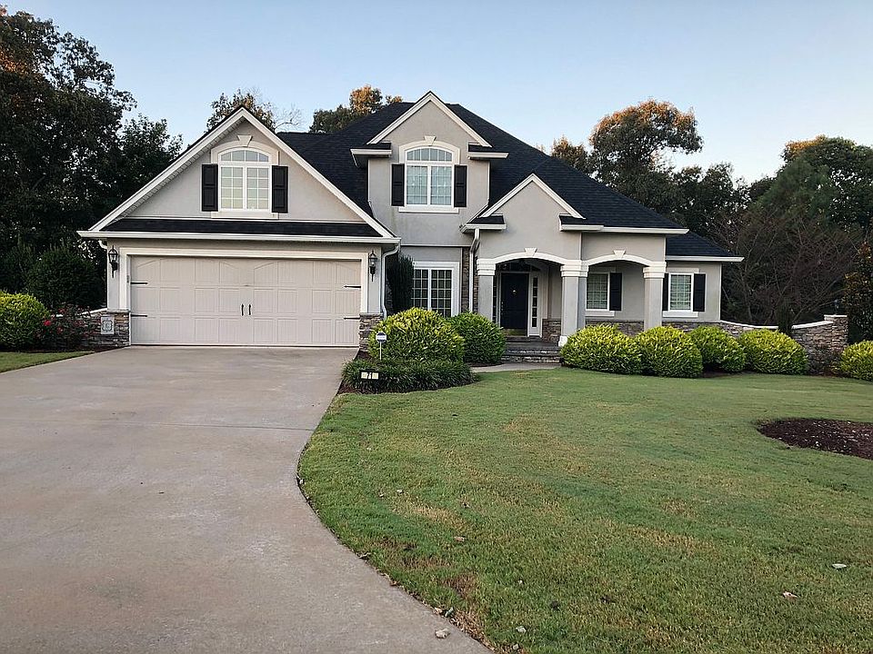 2nd image of 71 Orchard View Dr