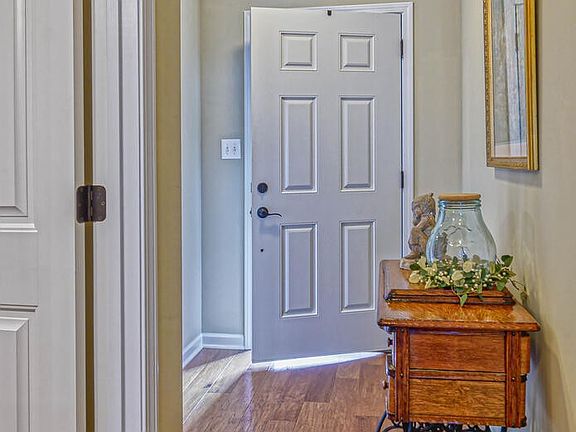 3rd image of 7925 Gatekeeper Way