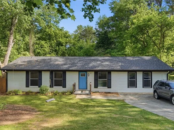 4336 Colony East Dr, Stone Mountain, GA 30083