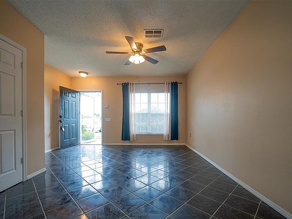 2nd image of 1250 Redondo Way