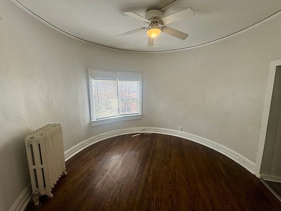 3rd image of 123 S 39th St #5