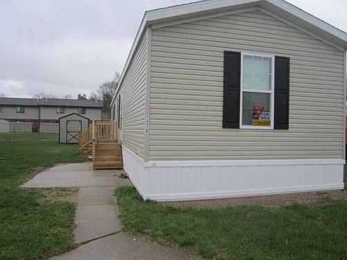 1st image of 1210 Wildflower St
