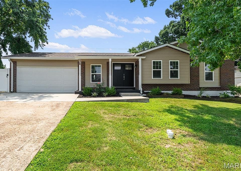 1st image of 378 Palermo Dr