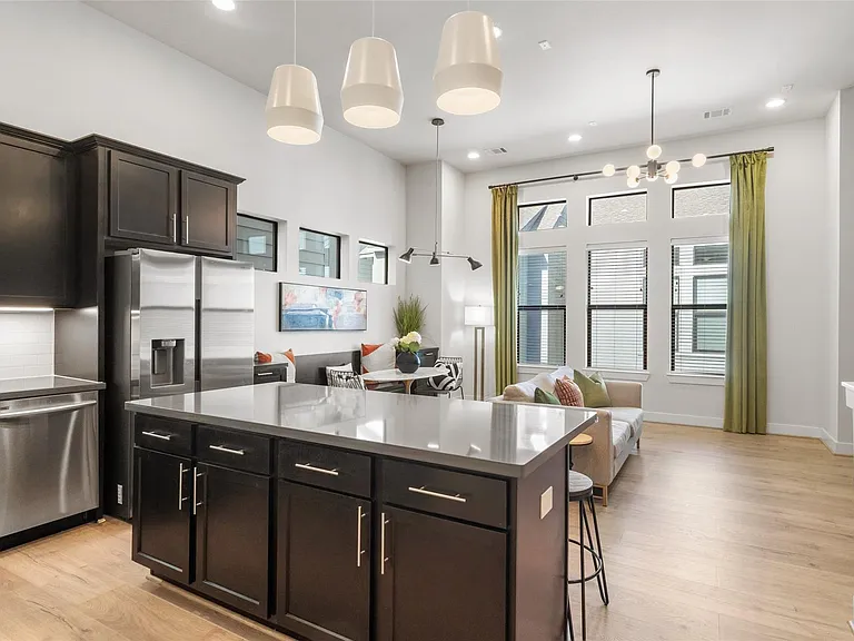 2616 Riverside Dr #M — Photo 18