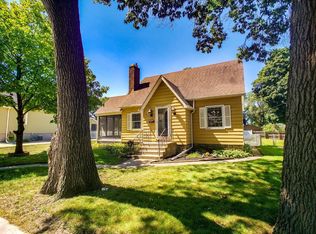 410 N Rensselaer St, Griffith, IN 46319