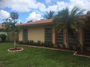 11230 NW 39th Ct, Coral Springs, FL 33065