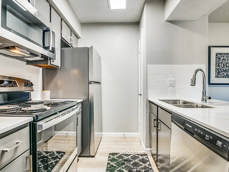The Durham Apartments — Photo 13