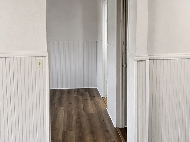 215 SE 38th St #215 — Photo 4