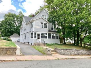 108 Ridge St, Manchester, CT 06040