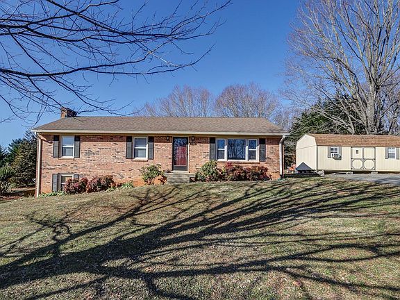 4th image of 1106 Glasgow Ct