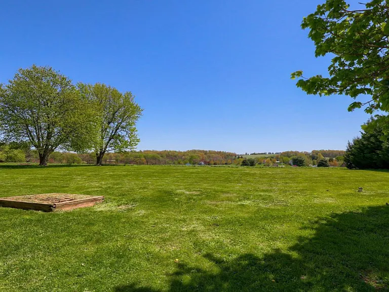 4644 View Dr — Photo 11