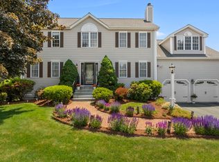 5 Donovan Dr, Framingham, MA 01701