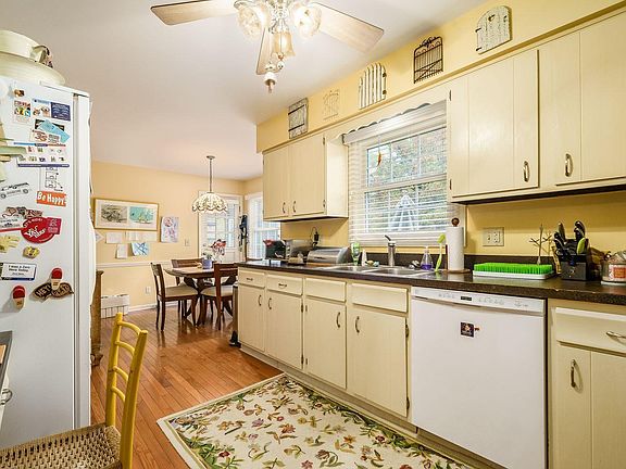 2nd image of 2462 Danvers Ct