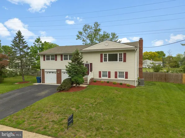 1305 Carlisle Rd, North Brunswick, NJ 08902
