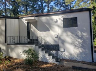 1377 Lockwood Dr SW, Atlanta, GA