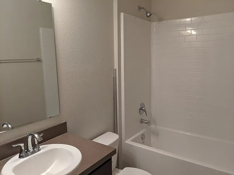 544 Pinecrest Loop — Photo 4