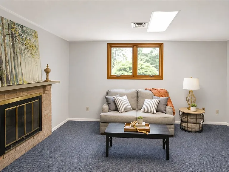 421 Clair Dr — Photo 30