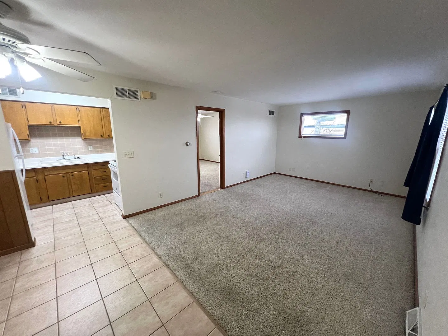 Mecherle Drive Apartments — Photo 3