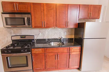 Rented by Nolita Group