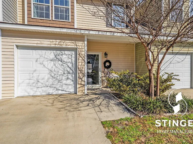 332 Dante Cir — Photo 2