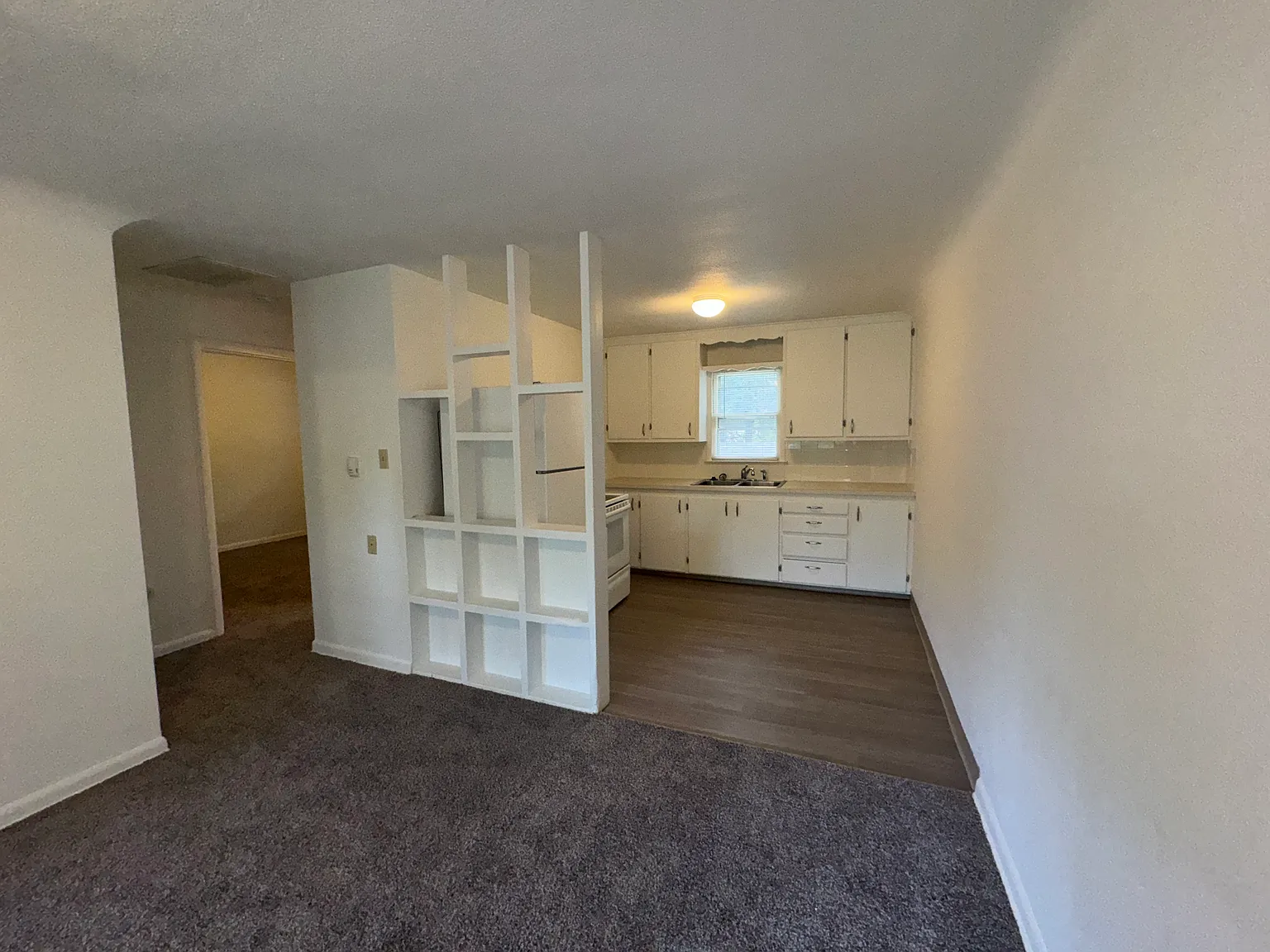 2 bed, $1,295 — Photo 2