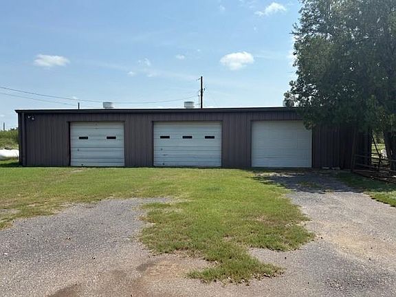 4th image of 12224 Jinkins Rd