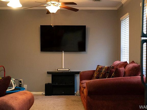 4th image of 17668 Wallace Chapel Ln