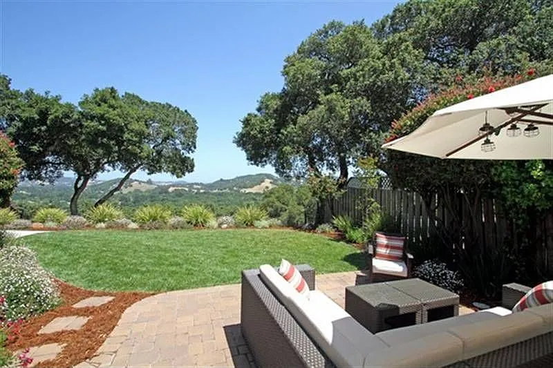 40 Roca Ct photo 1