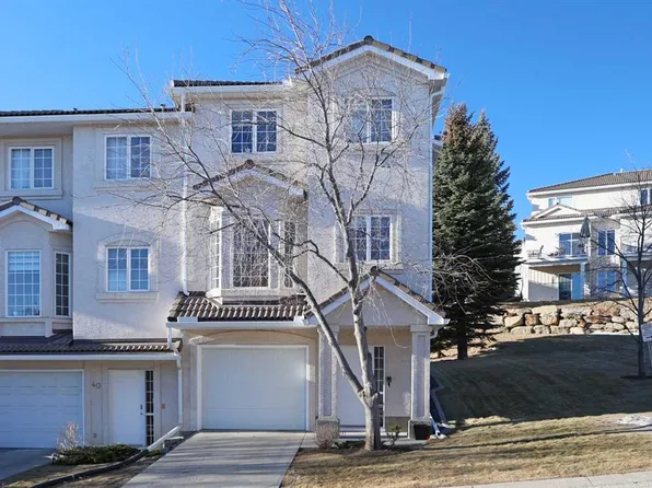 42 Hamptons Line NW, Calgary, AB T3A 5V9