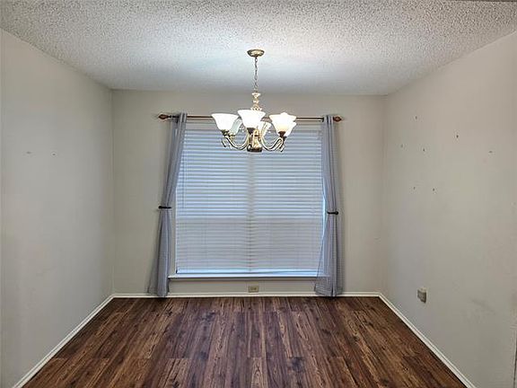 5th image of 13203 Woodbend Ln