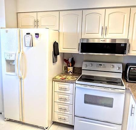 4th image of 7076 Huntington Ln APT 602