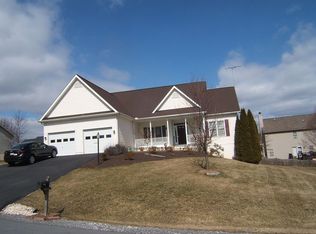 106 Marietta Ln, Falling Waters, WV 25419