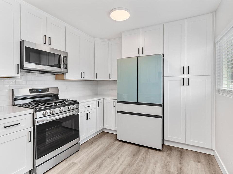 1st image of 443 47th St #2