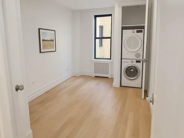 250 Riverside Drive image 6 of 15