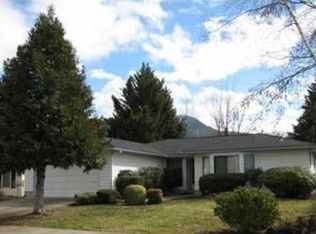 2974 Leonard Ave, Medford, OR 97504
