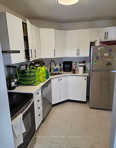 858 Commissioners Rd E #1008 — Photo 9